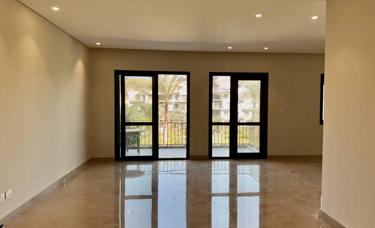  للبيع في ايست تاون في  بمساحة 0 م² تتكون من 0 غرف